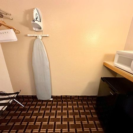 Fairbridge Inn & Suites - ルイストン エクステリア 写真