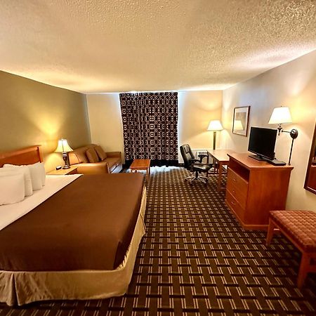 Fairbridge Inn & Suites - ルイストン エクステリア 写真