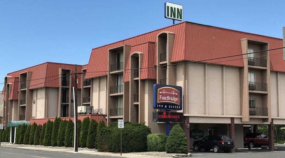 Fairbridge Inn & Suites - ルイストン エクステリア 写真