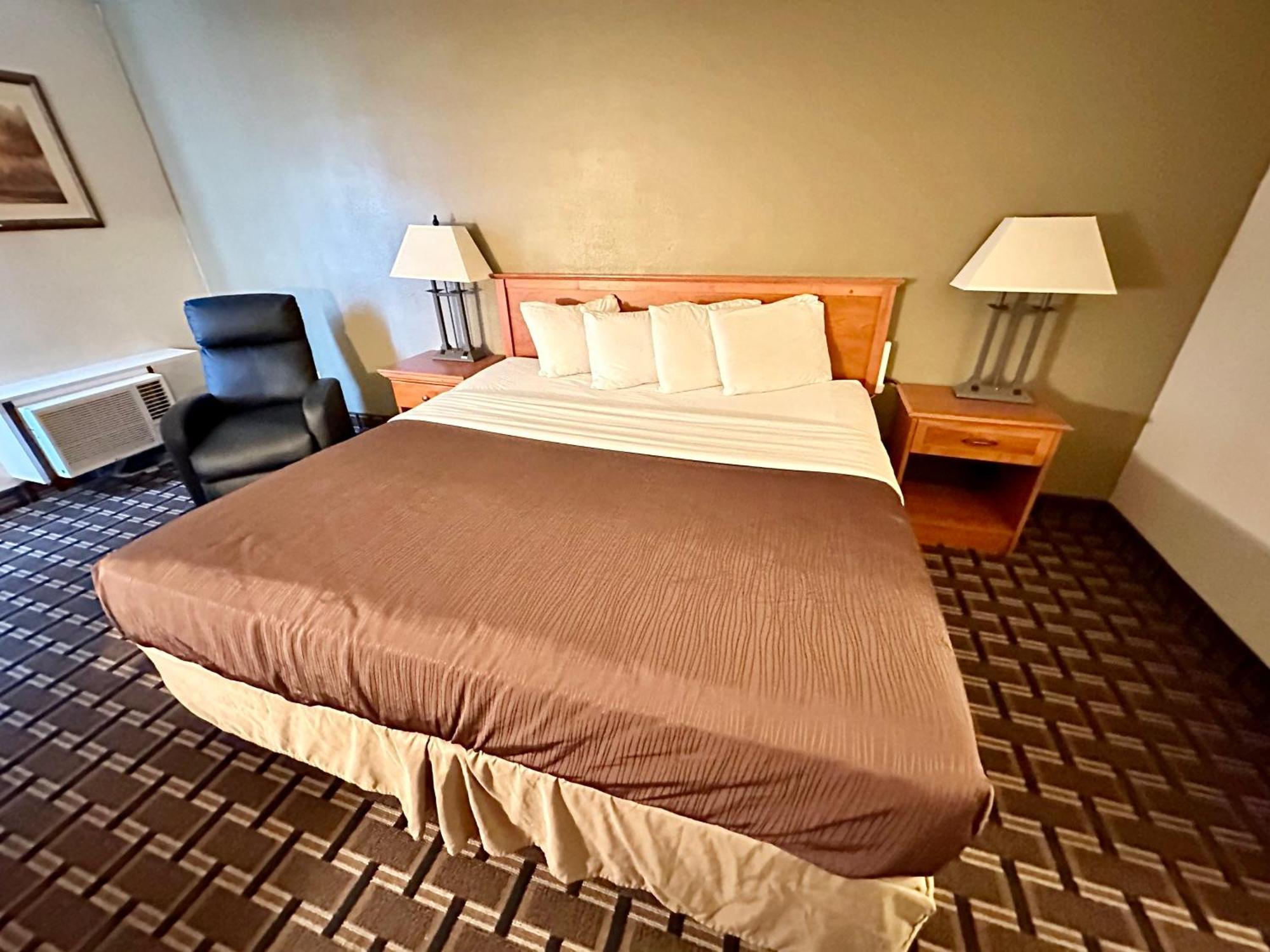 Fairbridge Inn & Suites - ルイストン エクステリア 写真