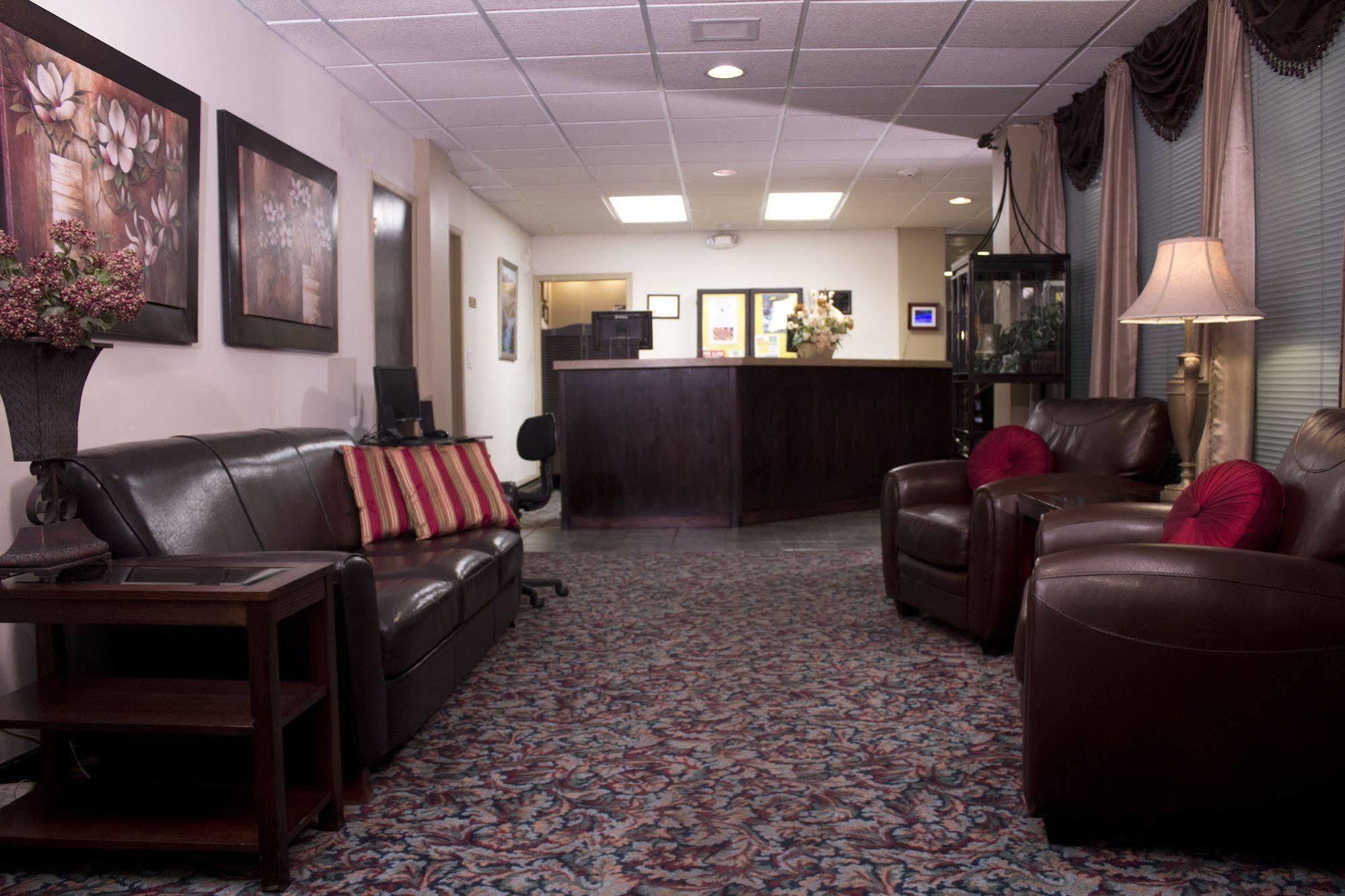 Fairbridge Inn & Suites - ルイストン エクステリア 写真